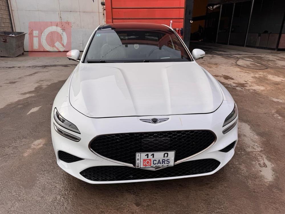 جنسس G70